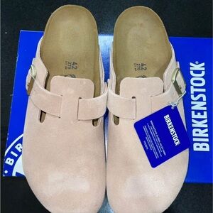 Birkenstock Light Pink/ Soft Rose colored women size 11 slim Suede Clogs